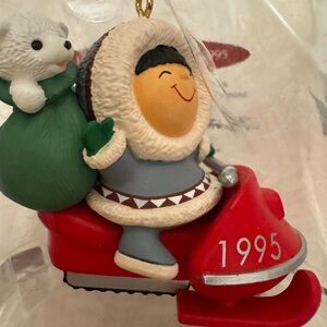 Keepsake Hallmark Ornament Frosty Friends 1995